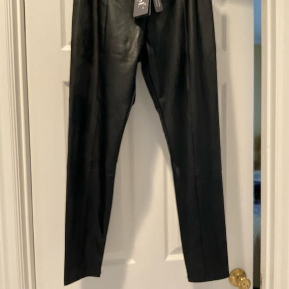 LYSSE BLACK FAUX LEATHER LEGGINGS - Picture 2 of 2